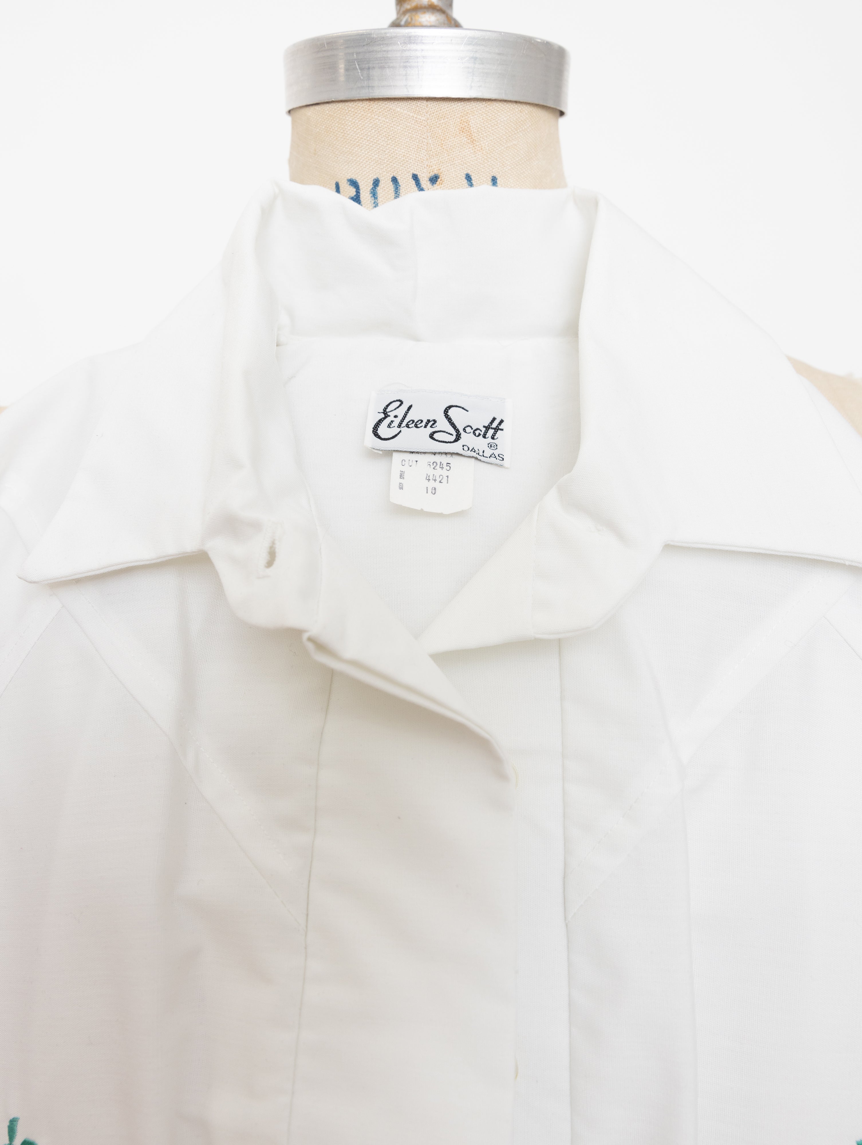 1980s Eileen Scott Dallas white dress with floral detail 6