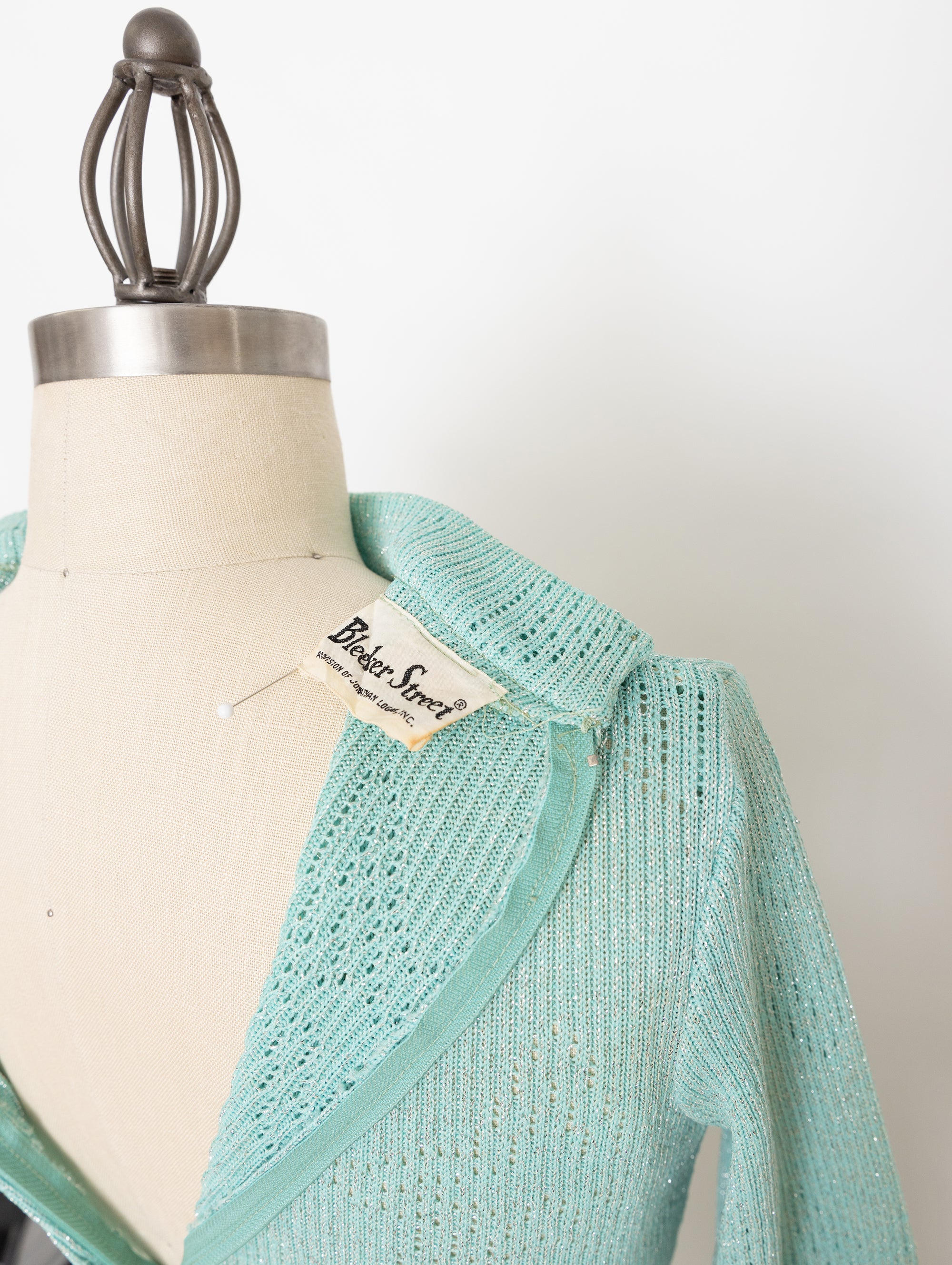 70s bleecker street seafoam green knit long sleeve dress