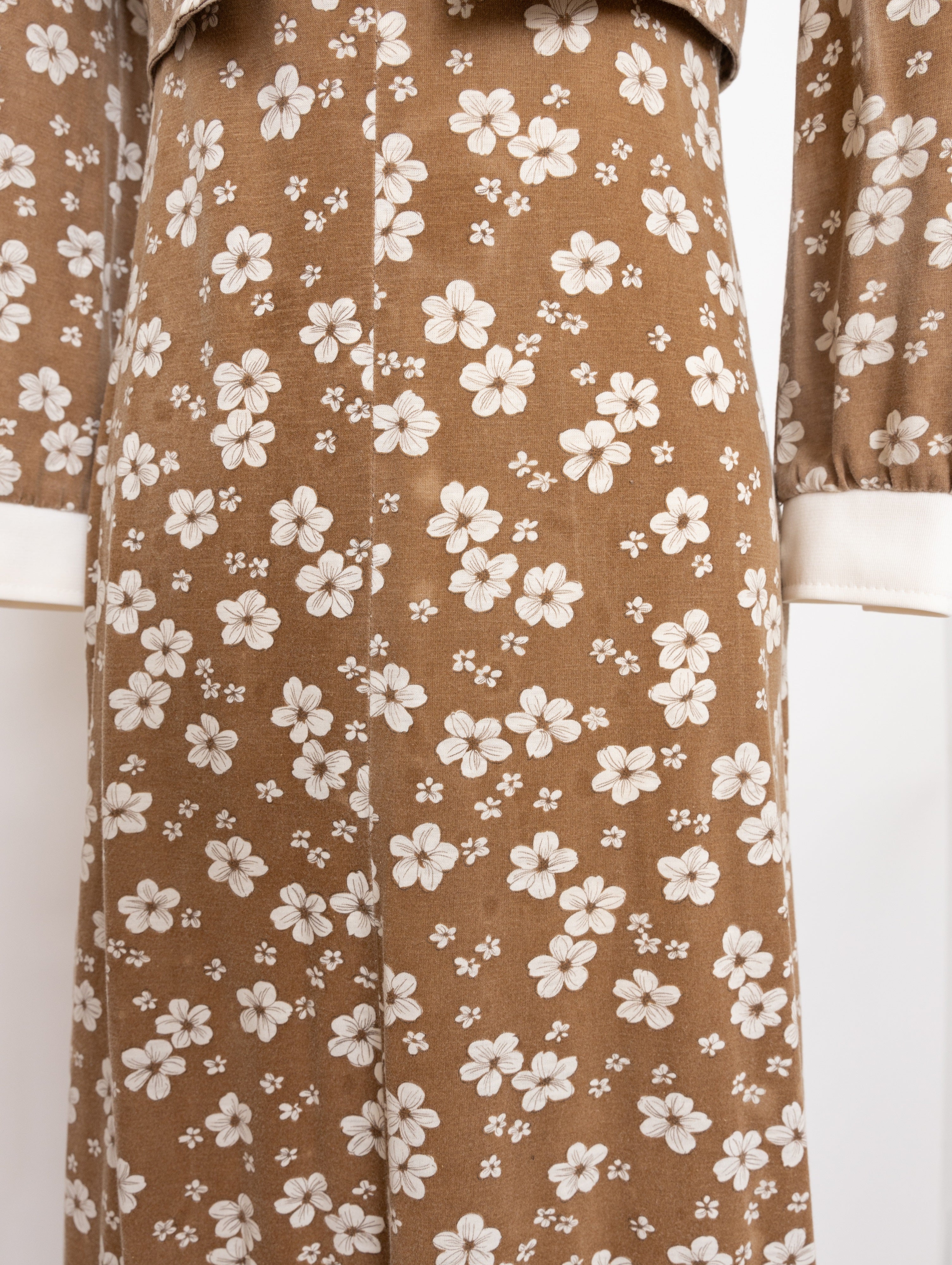 70s kelly arden brown and white flower dress set