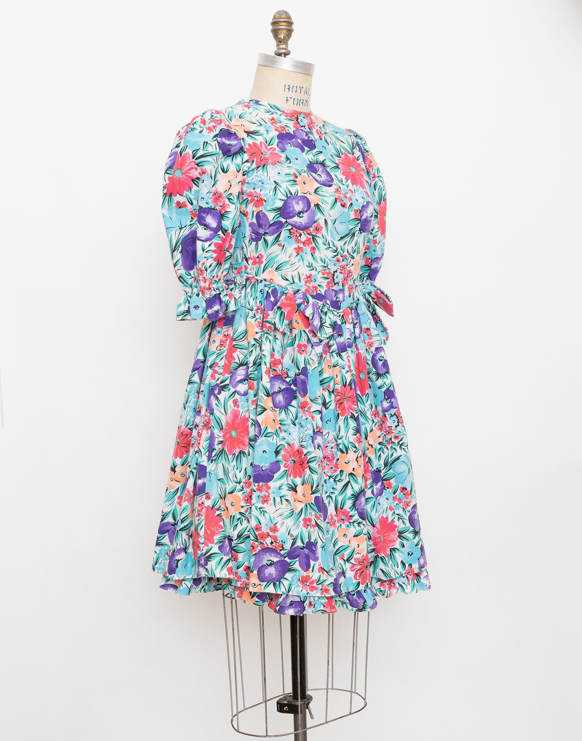 80s/90s aqua blue floral puff sleeve dress
