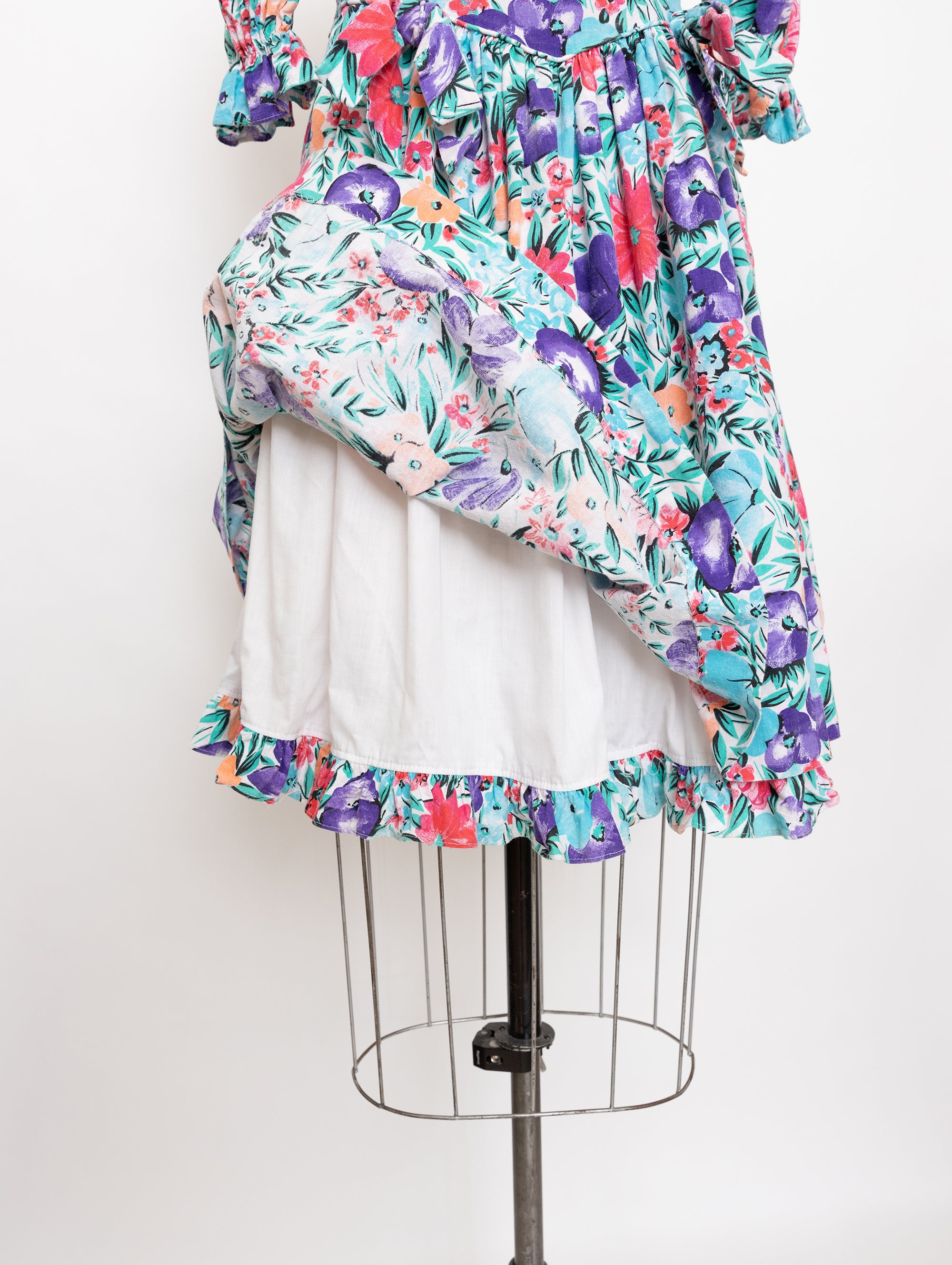 80s/90s aqua blue floral puff sleeve dress