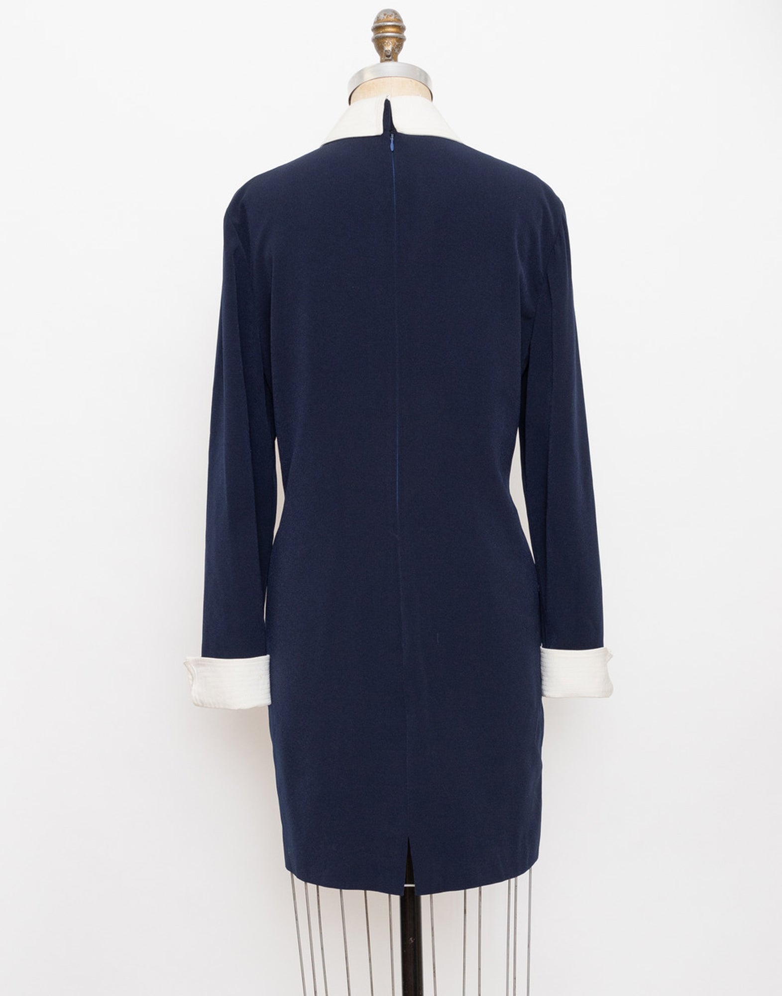 90s Rena Rowan for Saville navy long sleeve dress white pointy collar + cuffs 3