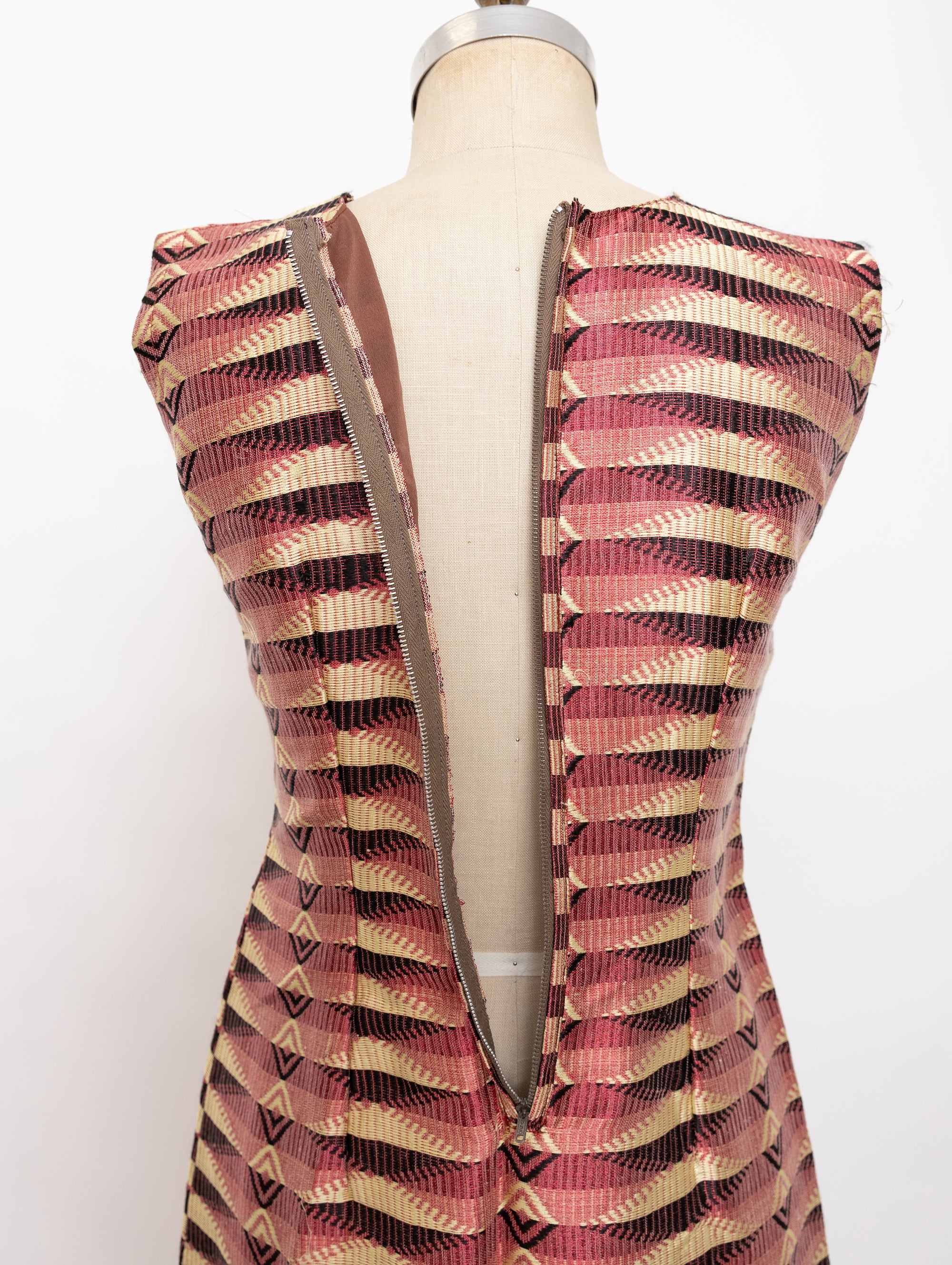 70s fuchsia and gold abstract jacquard sleeveless dress