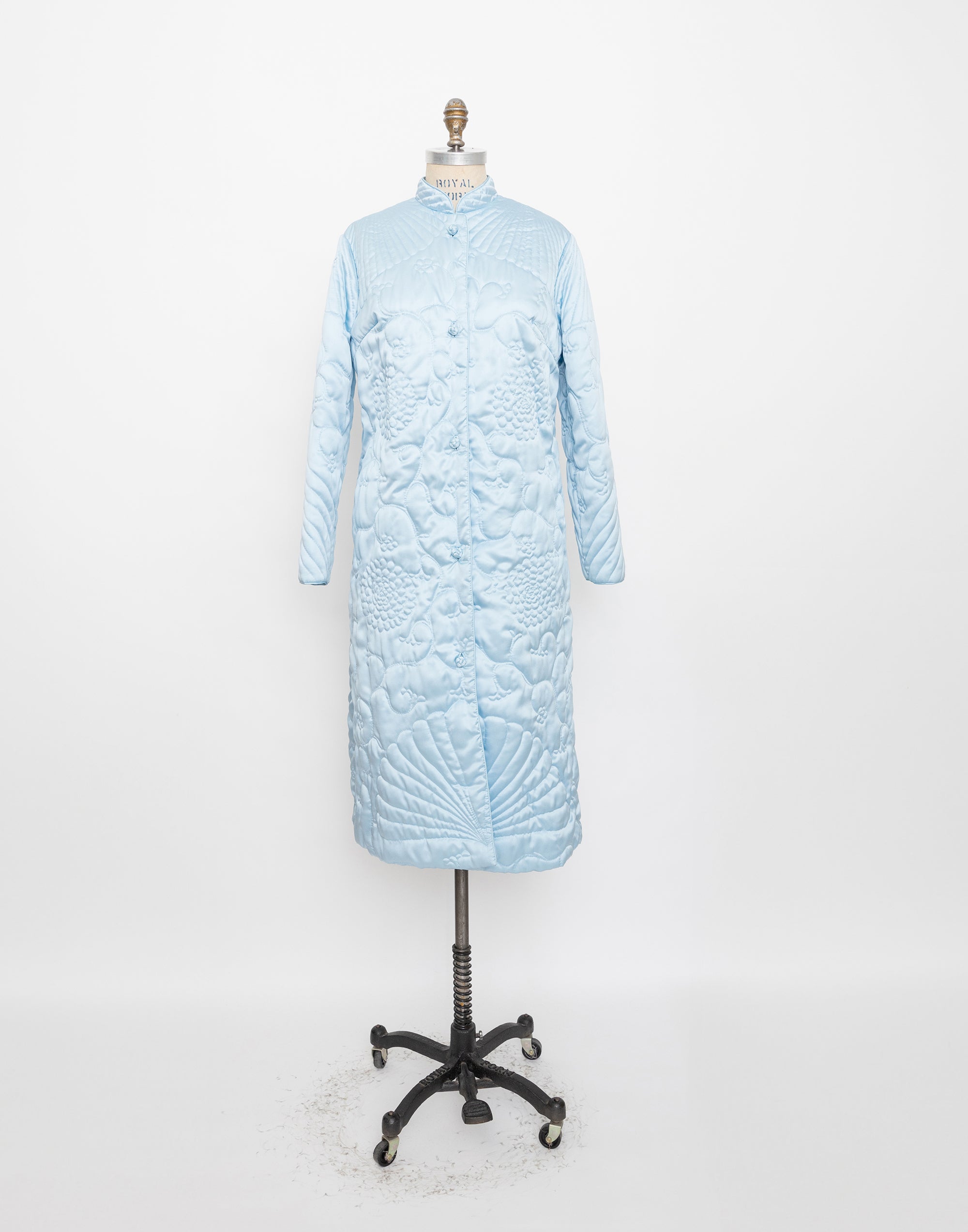 60s/70s light blue satin robe jacket