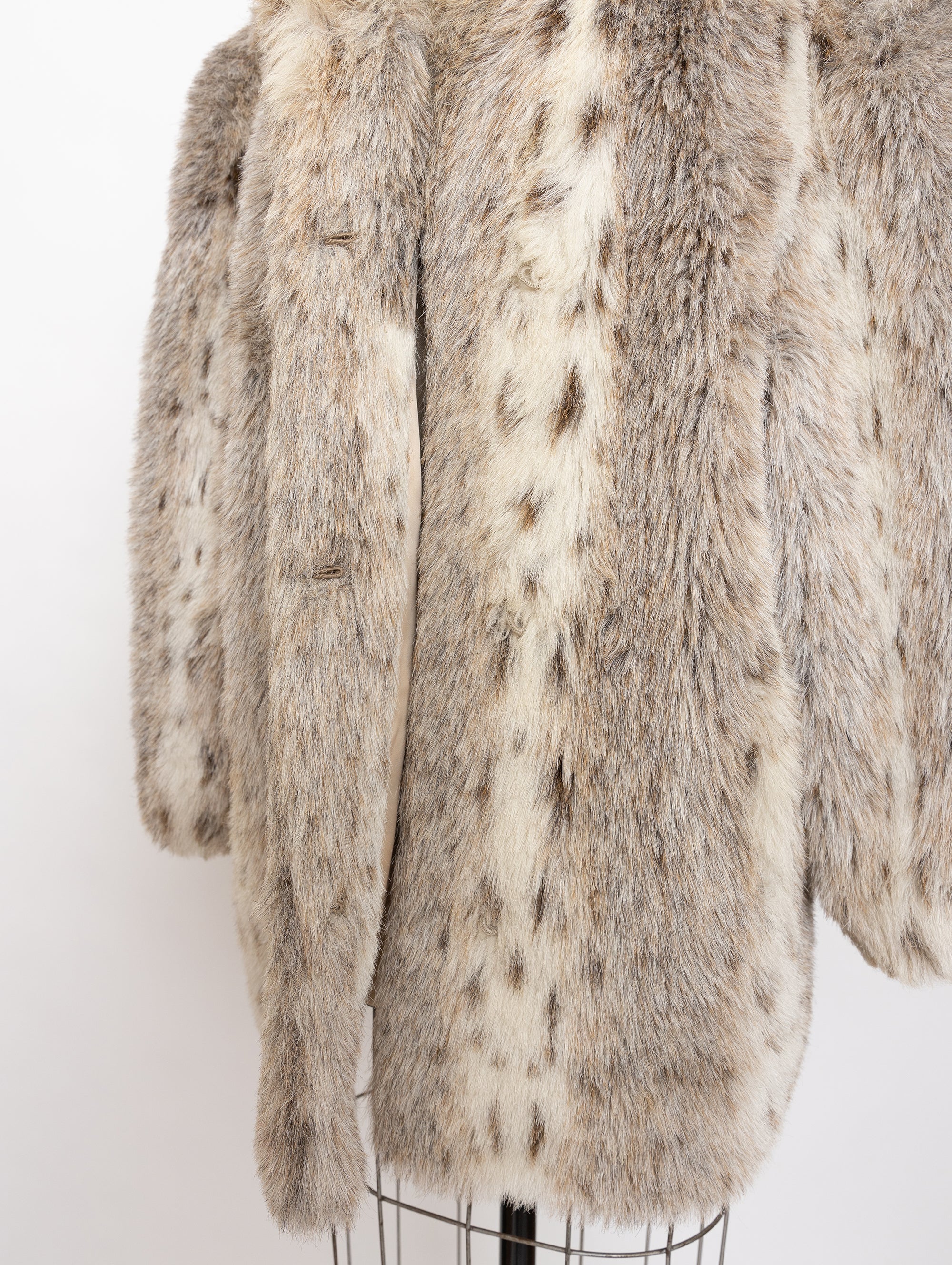 70s light beige white faux fur coat
