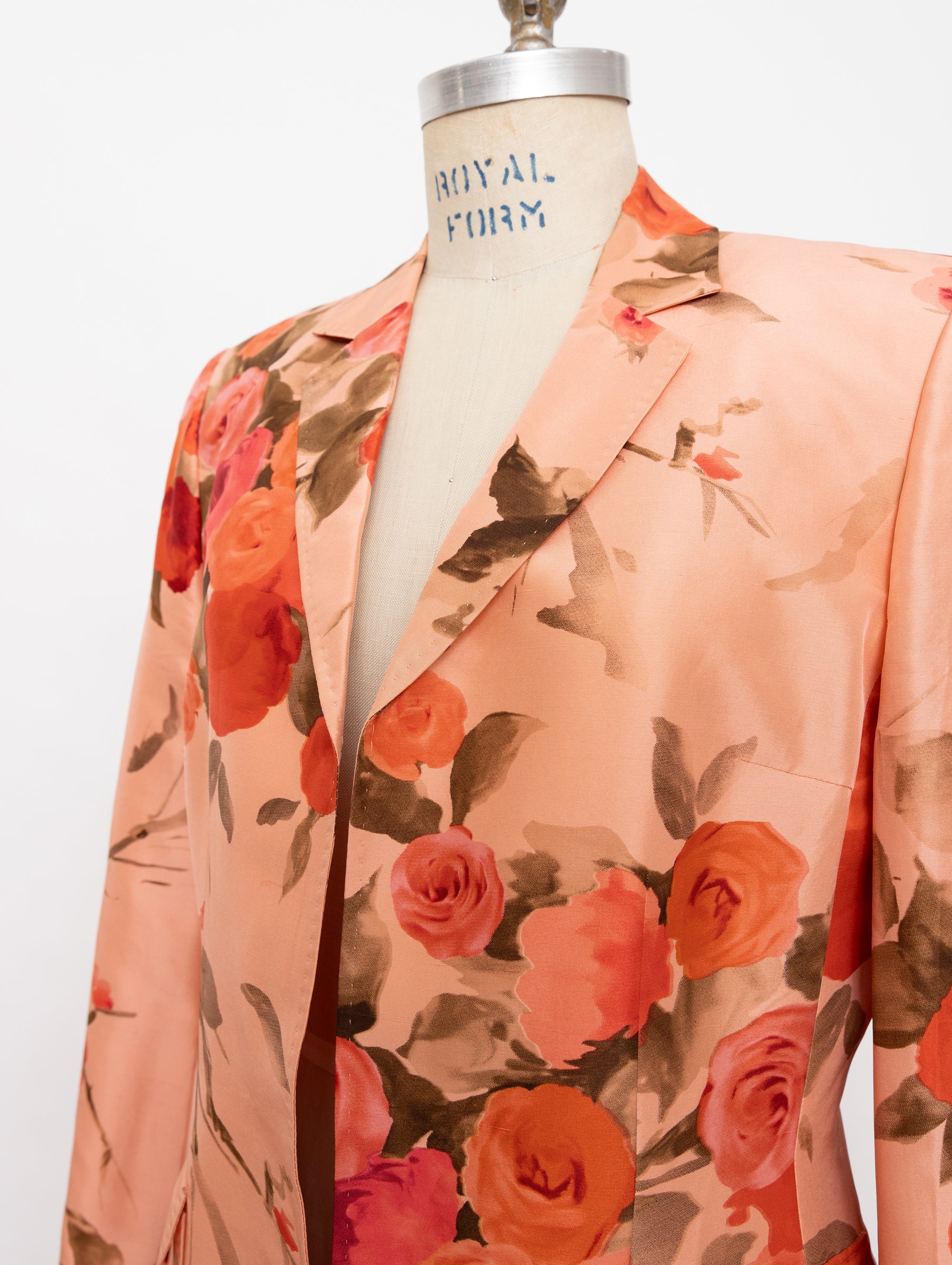 2000s Anne Klein peachy-pink rose print silk lightweight duster jacket 4