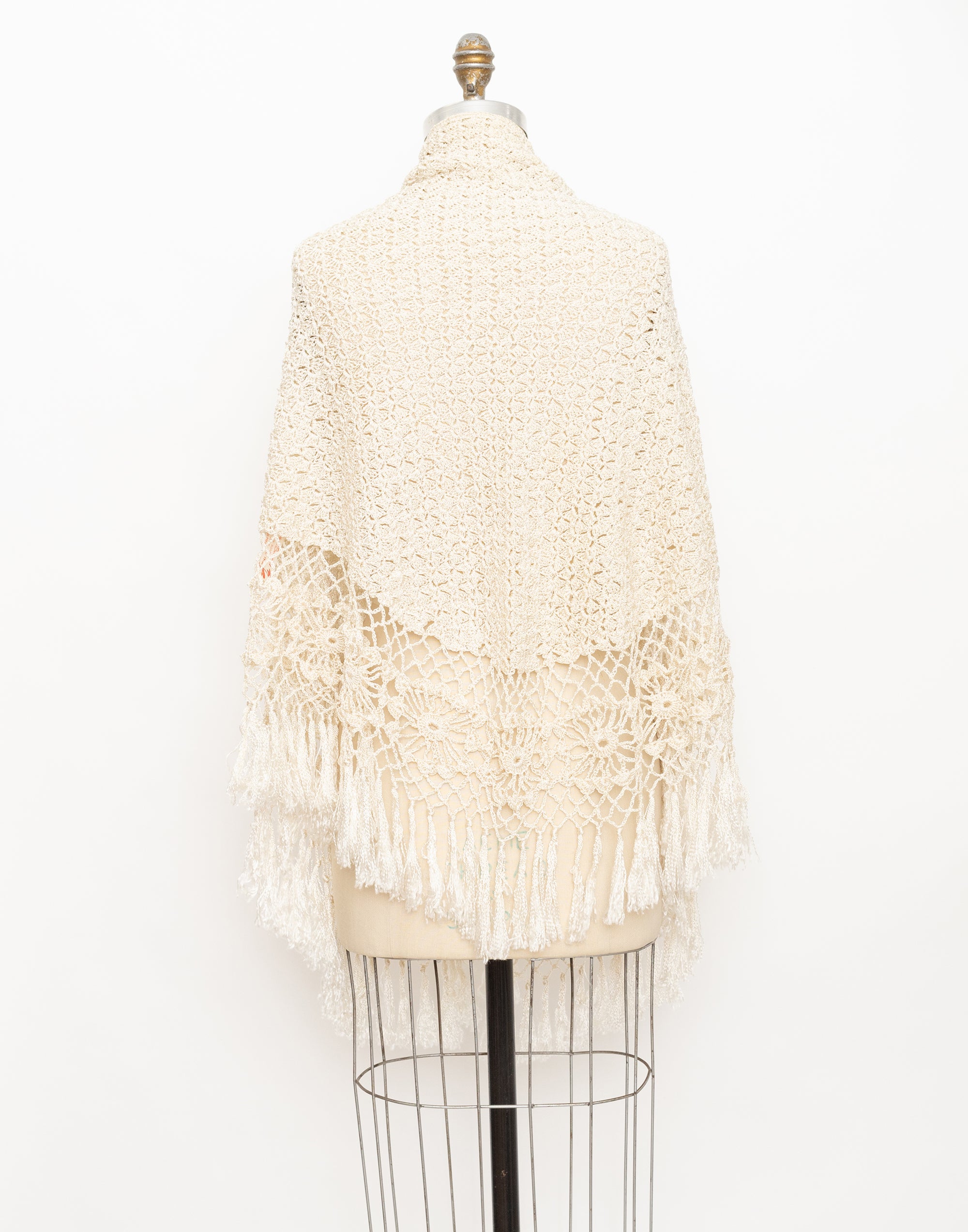 70s cream crochet fringe wrap