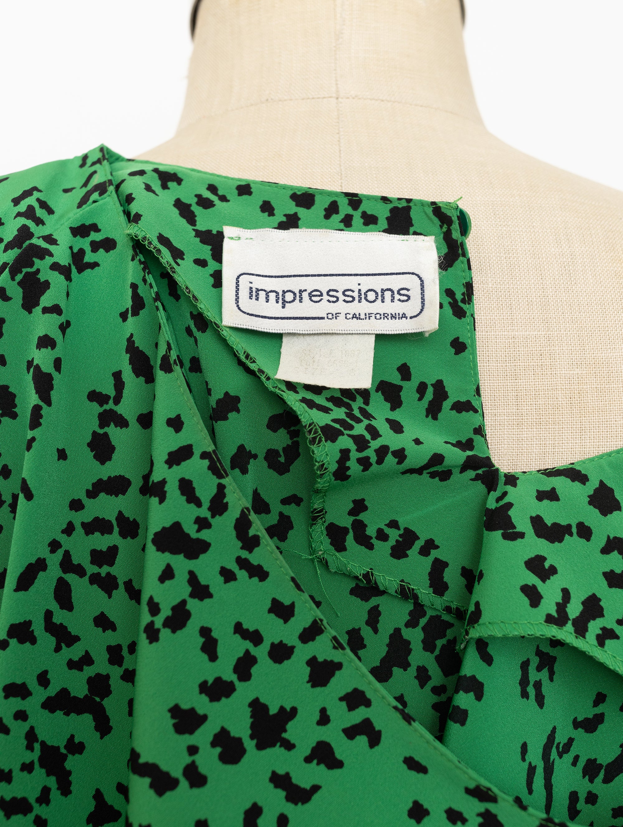 90s impressions green and black abstract spots top