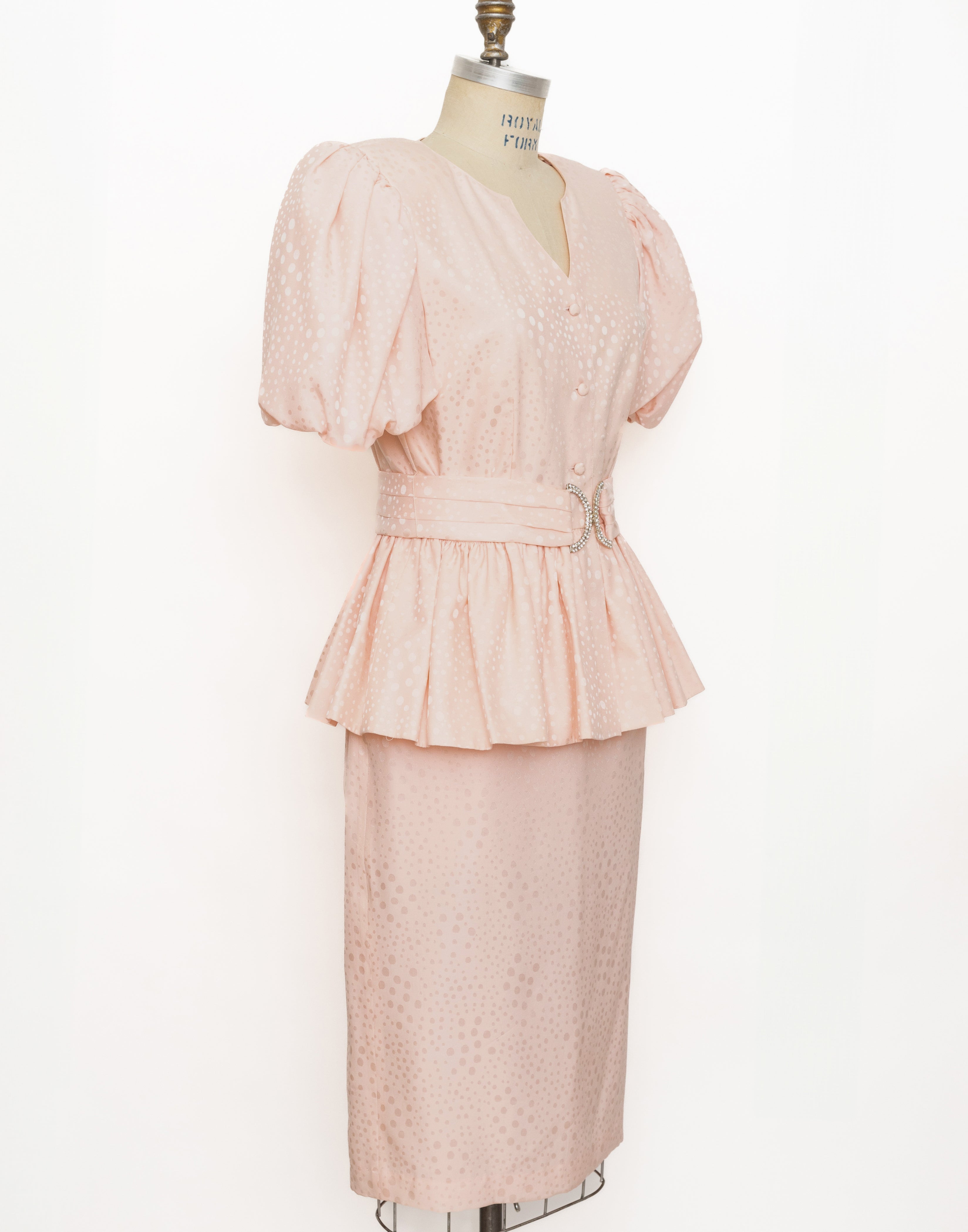 80s/90s St. Gillian Silks blush pink polka dot puffy sleeve peplum set with rhinestone belt 2