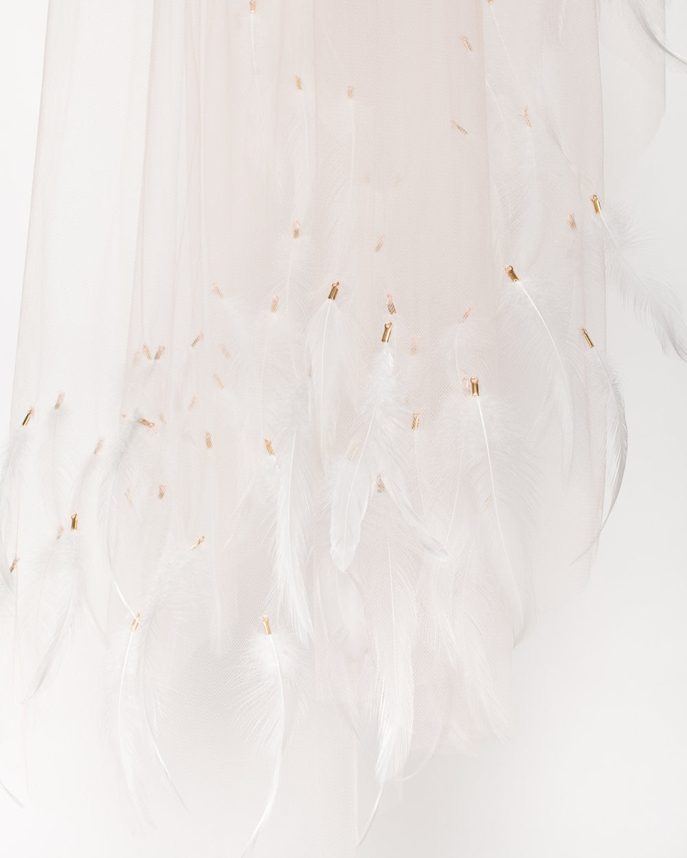 blush with white feathers wedding veil by miss tashina 3