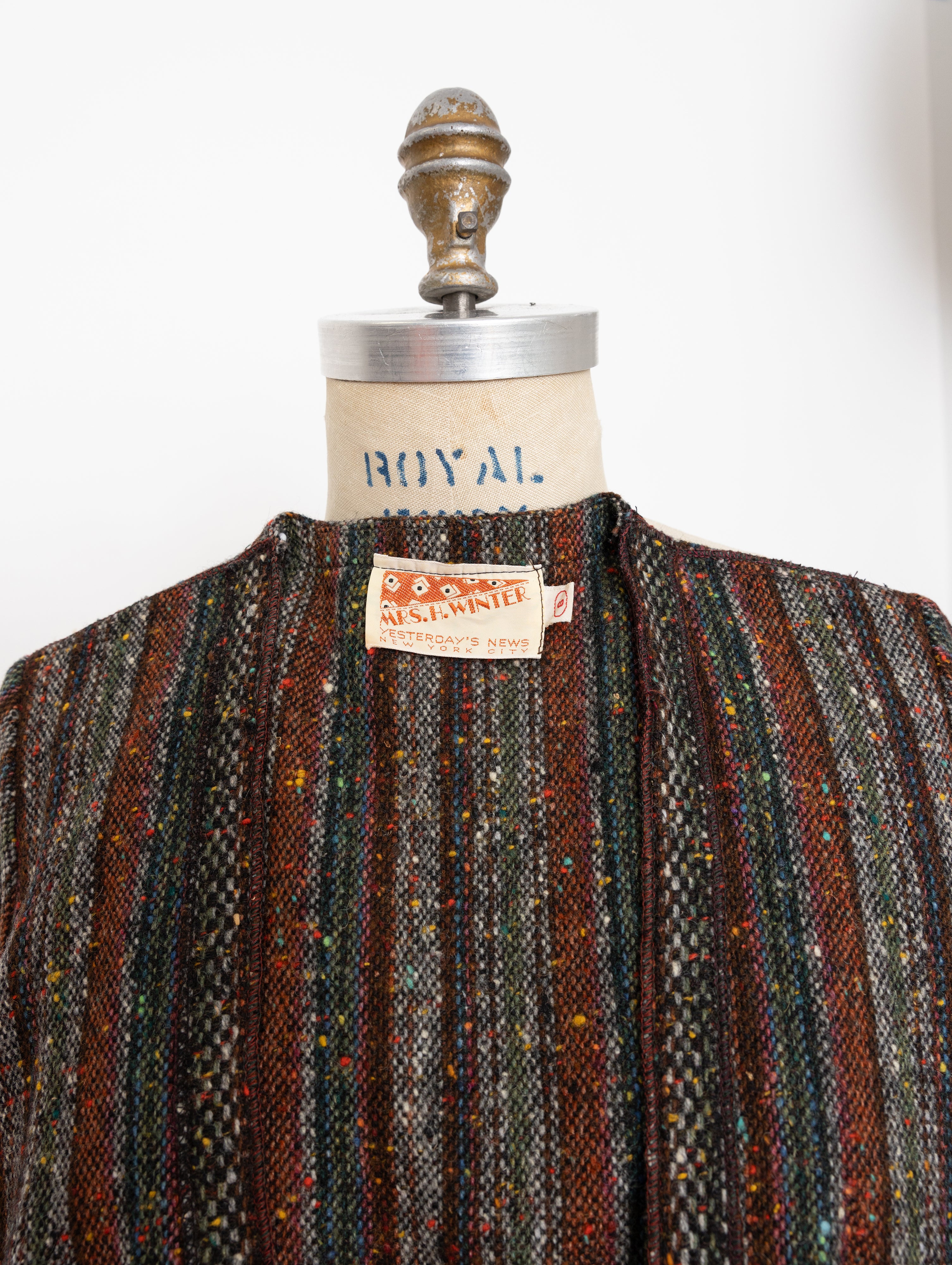 1970s Mrs H Winter striped multicolor textured boucle wool blend jacket 5