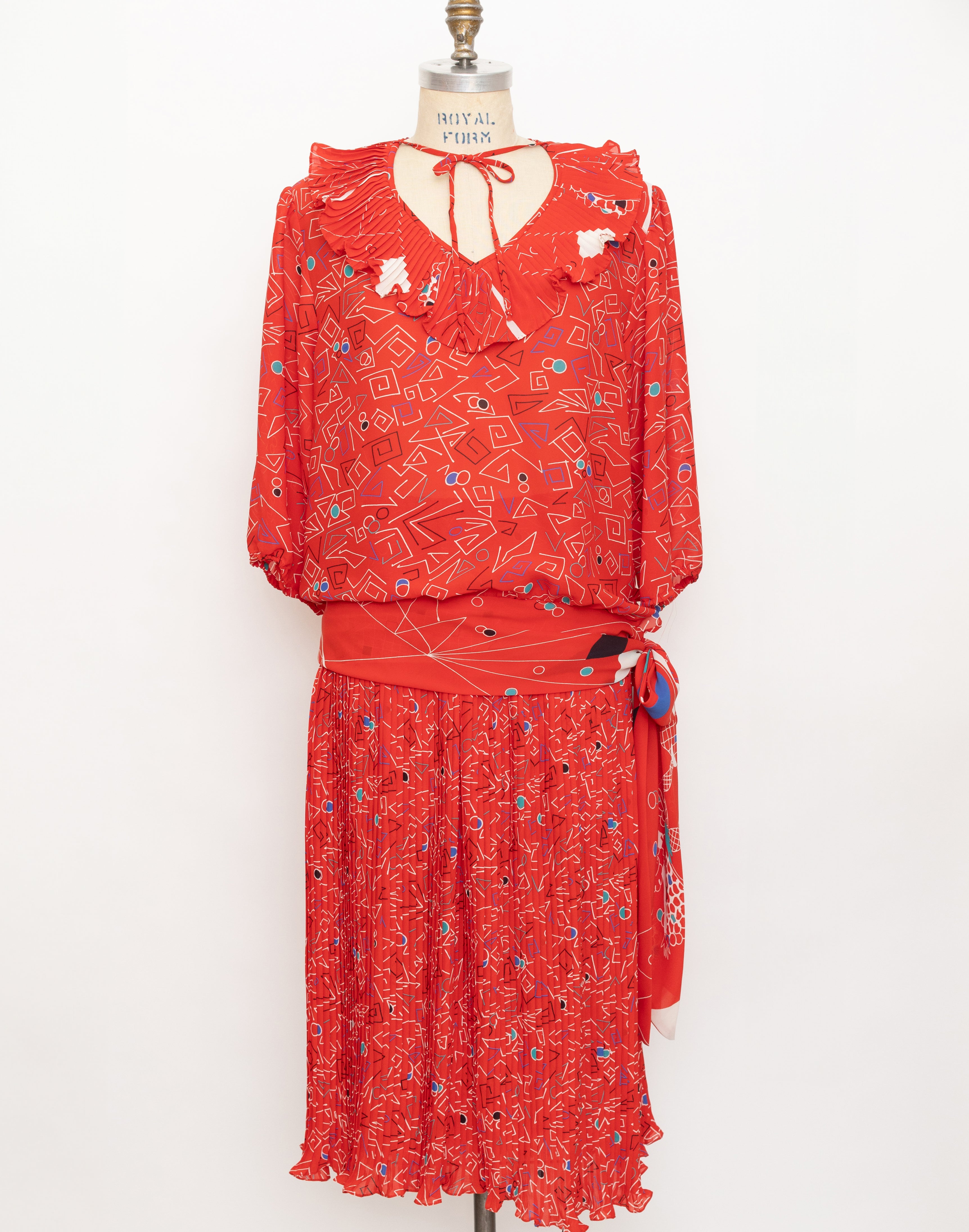 1980s Assorti for Susan Freis red geometric print top + skirt set 1