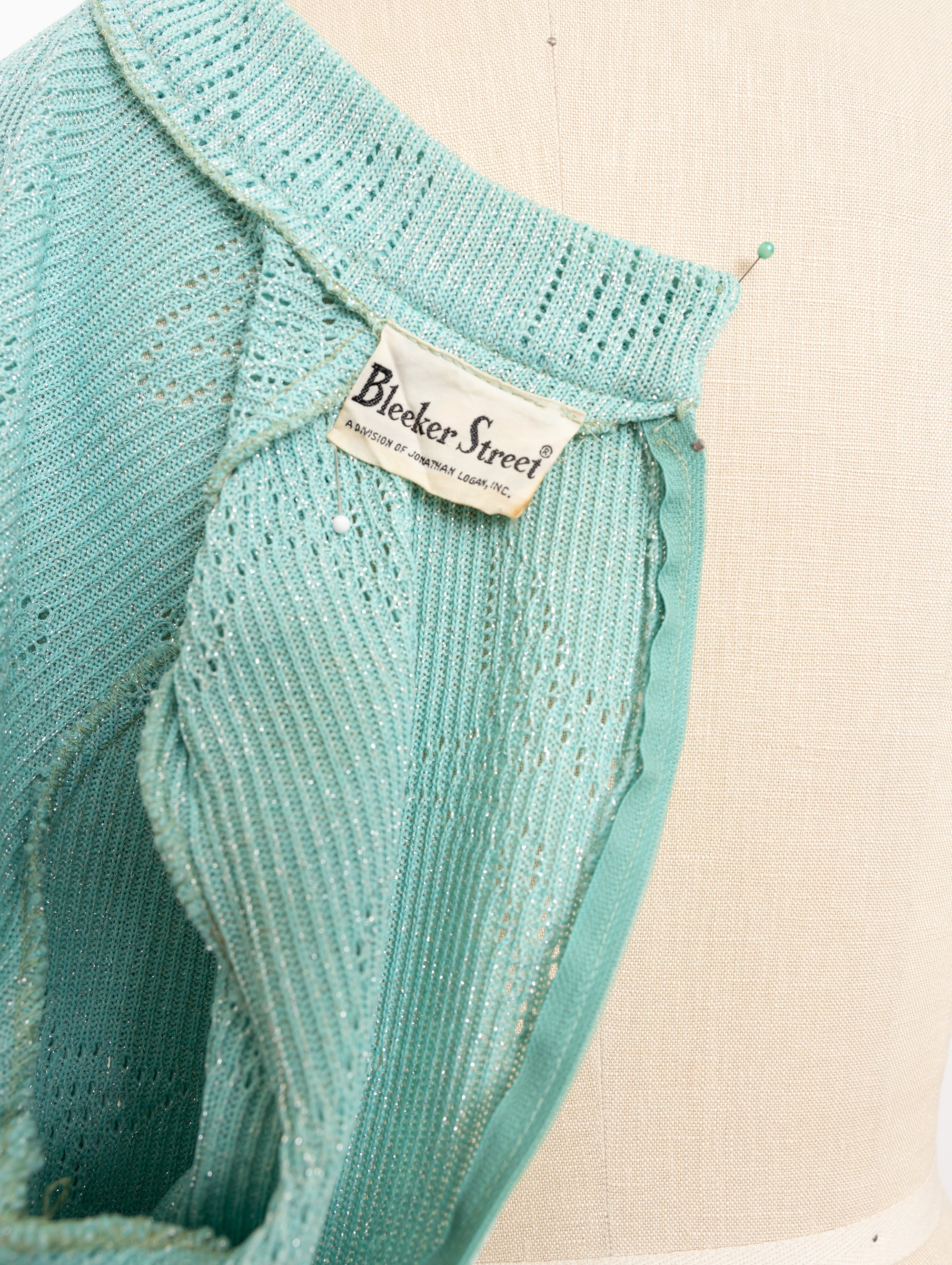 70s bleecker street seafoam green knit long sleeve dress