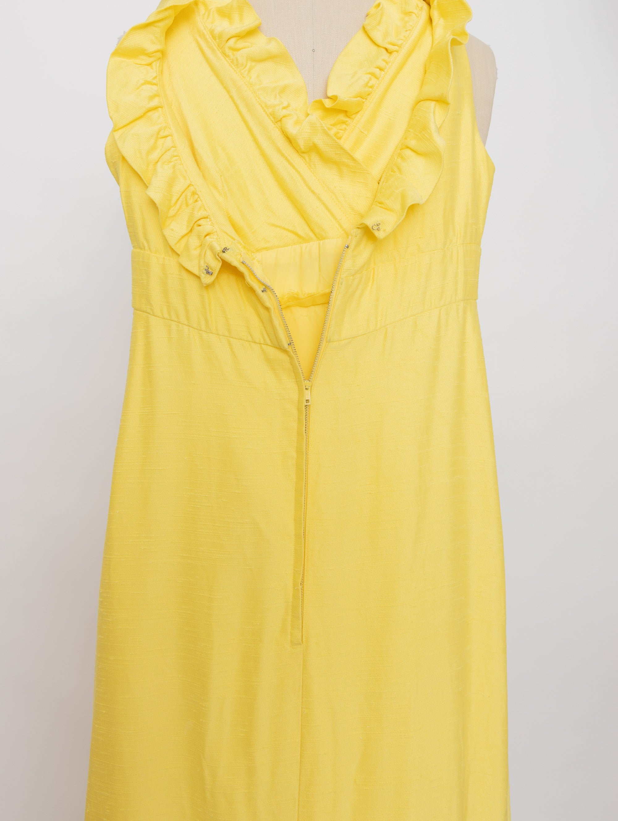 60s/70s yellow sleeveless ruffle maxi dress