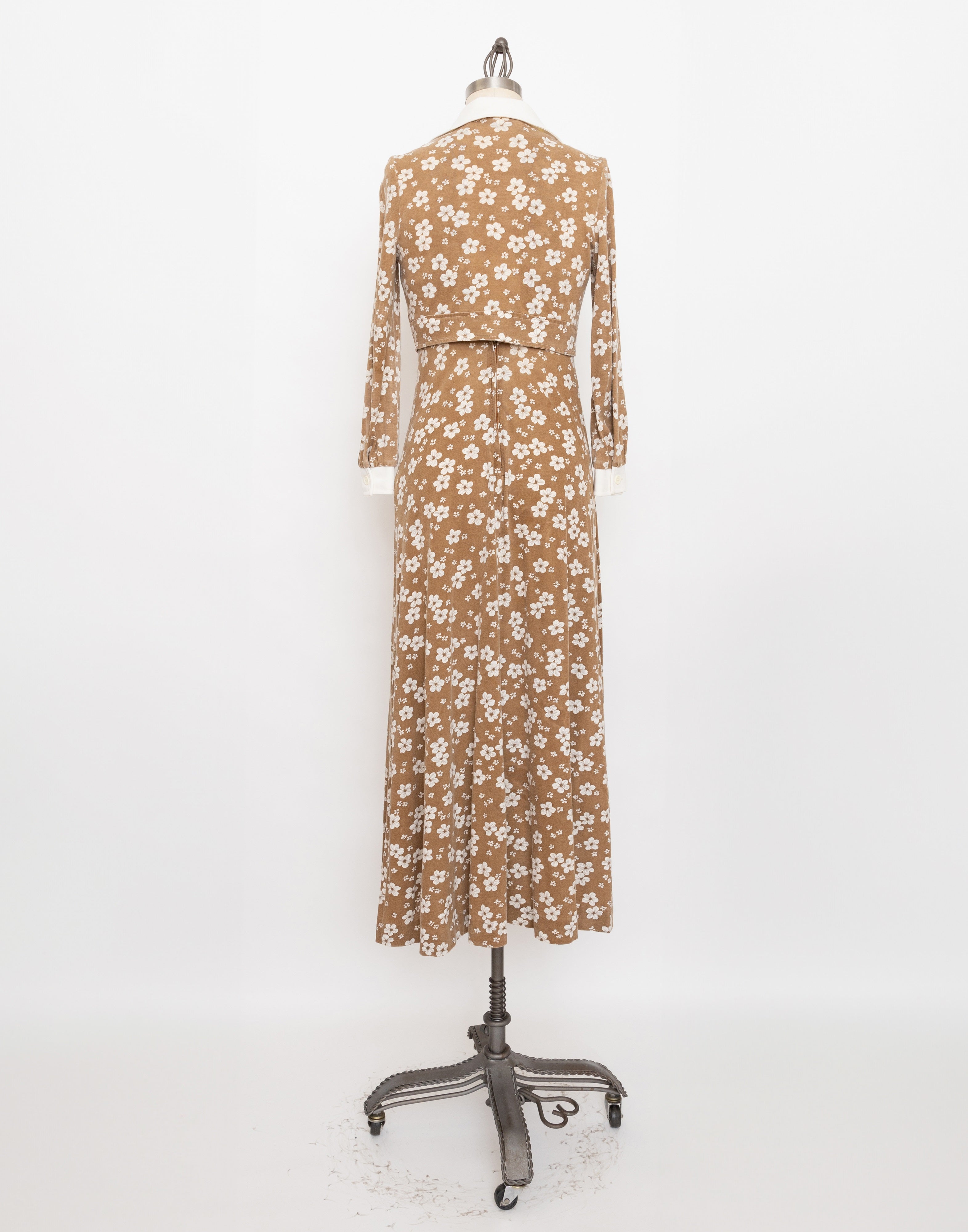 70s kelly arden brown and white flower dress set