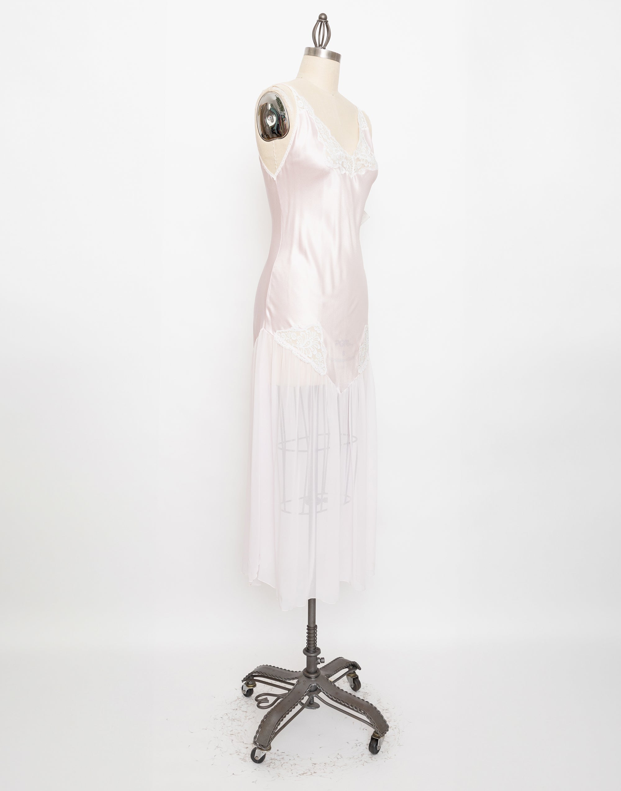 80s pale pink lace slip dress