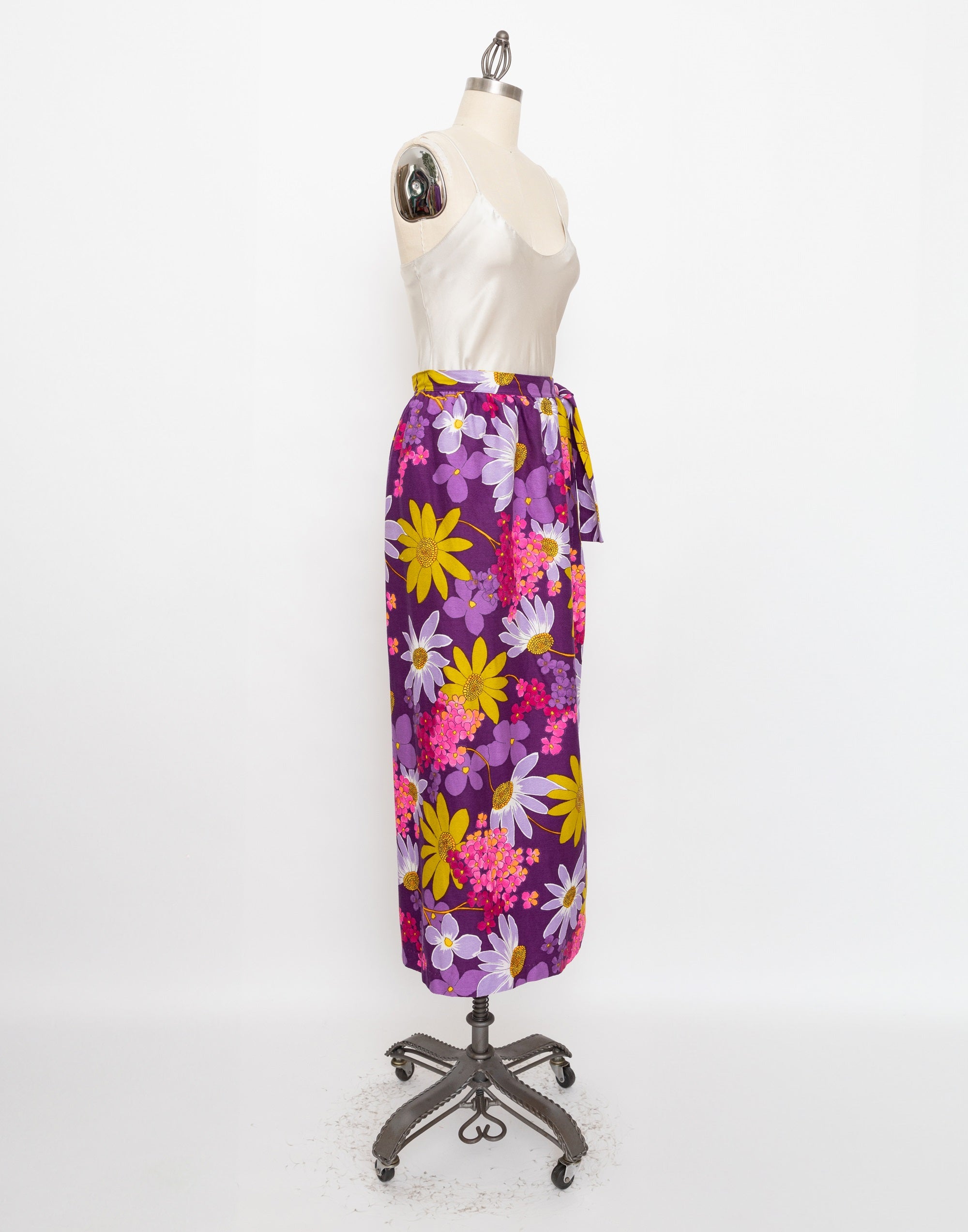 60s beverly vogue california purple floral maxi skirt