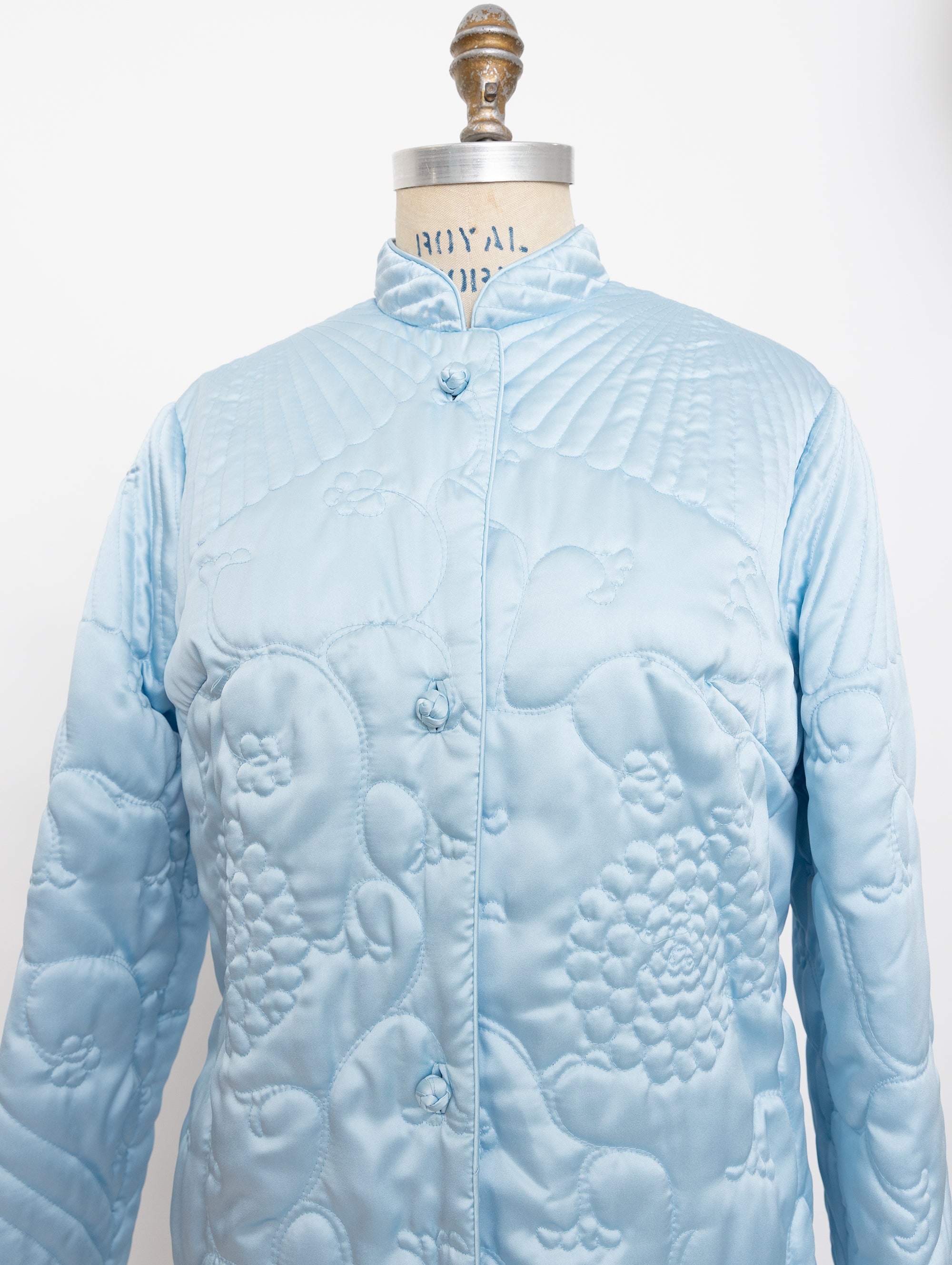 60s/70s light blue satin robe jacket
