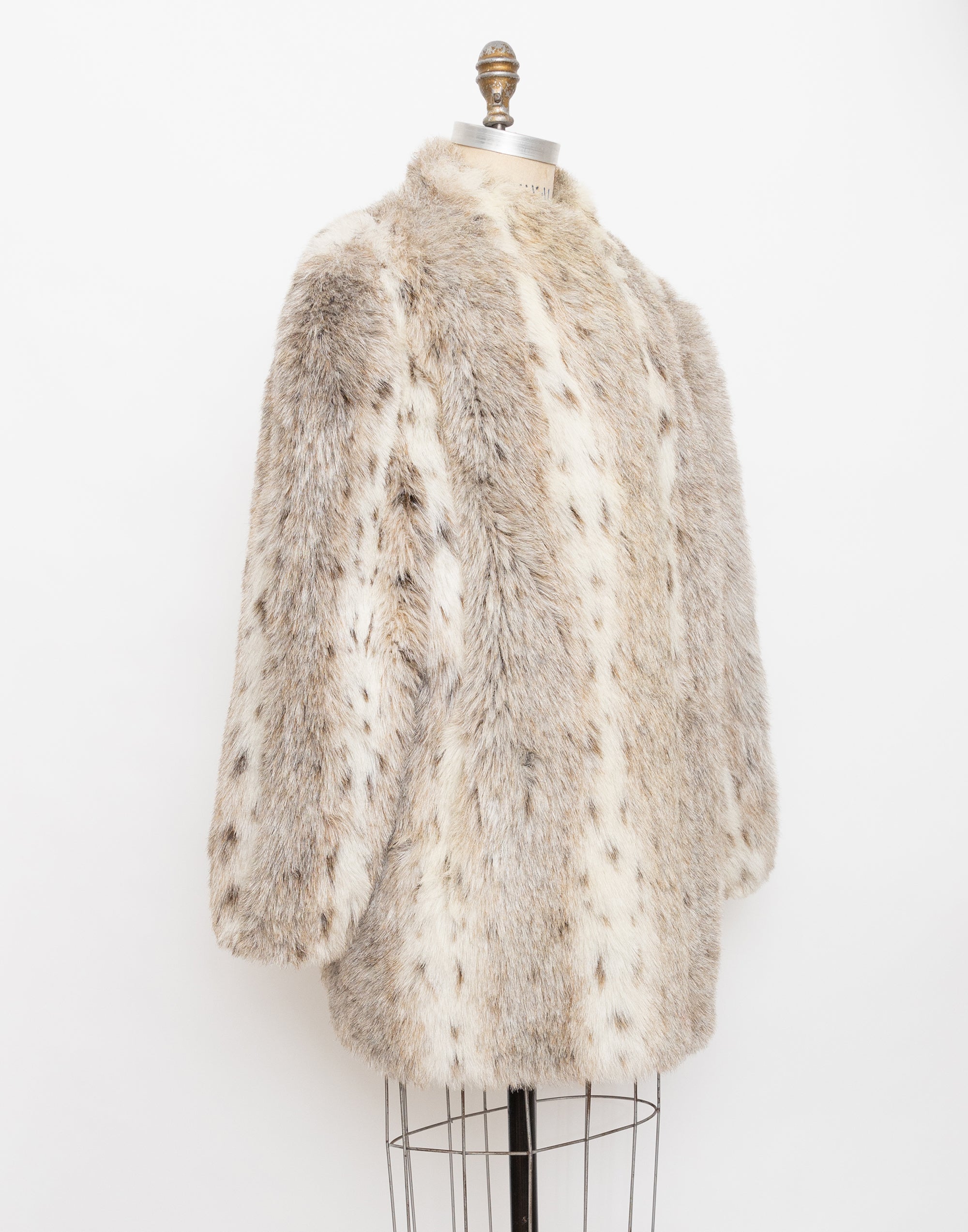 70s light beige white faux fur coat
