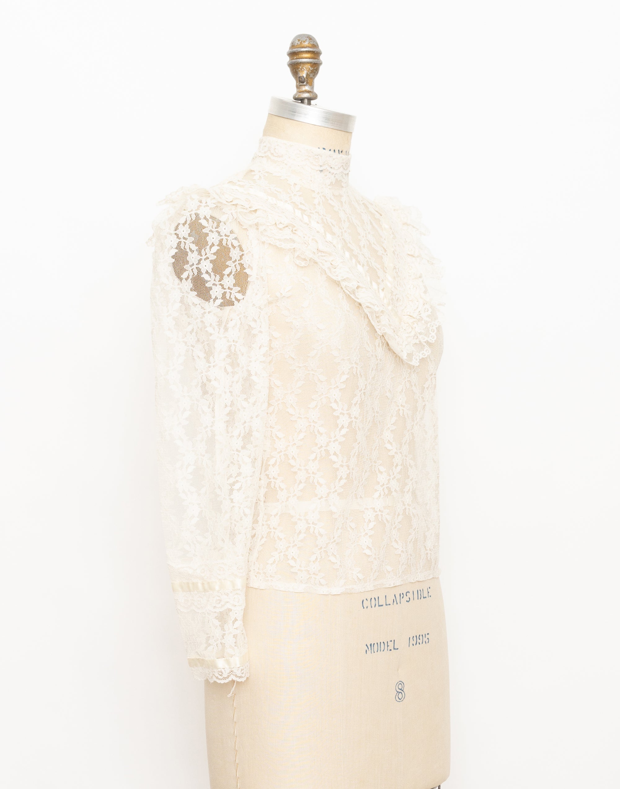 70s club de france cream lightweight lace ruffle top
