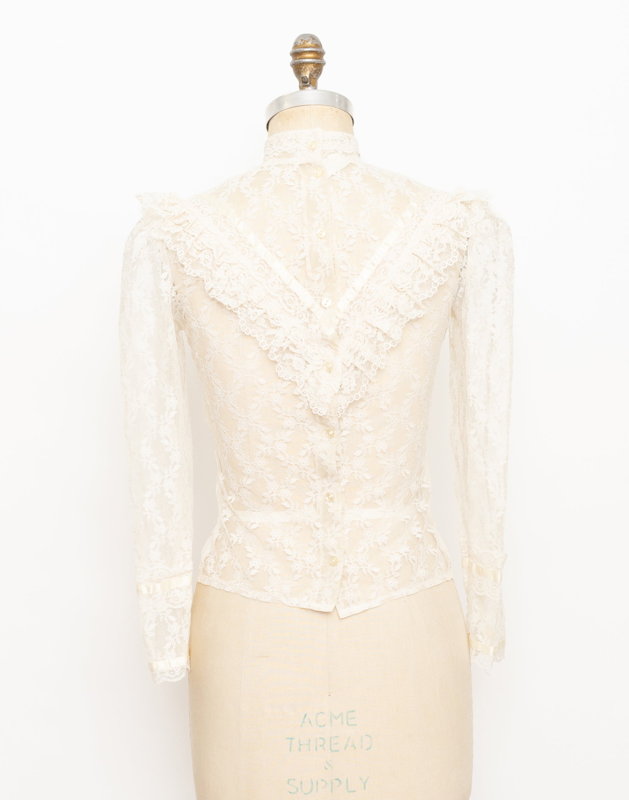 70s club de france cream lightweight lace ruffle top