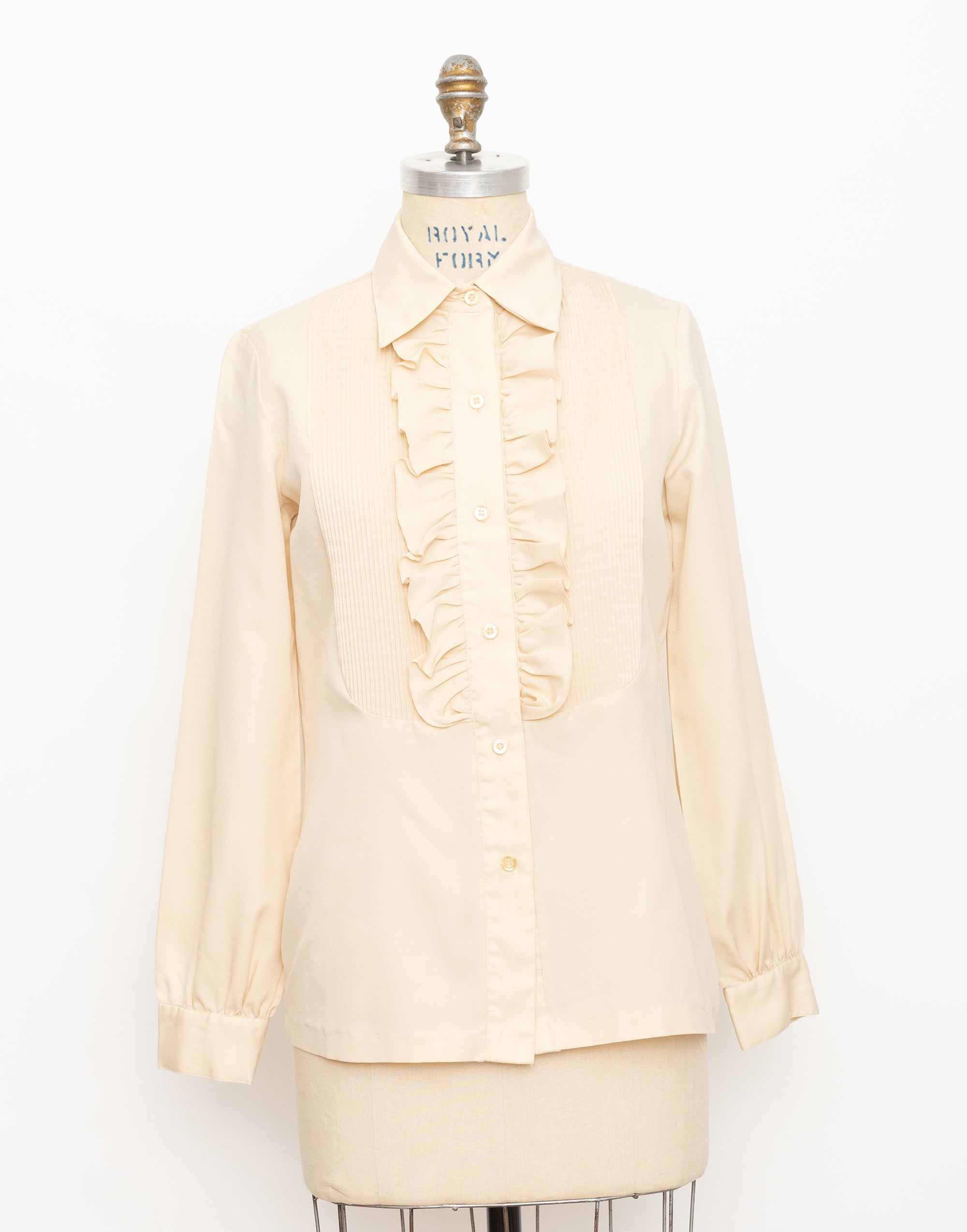 70s john meyer beige ruffle long sleeve tuxedo top