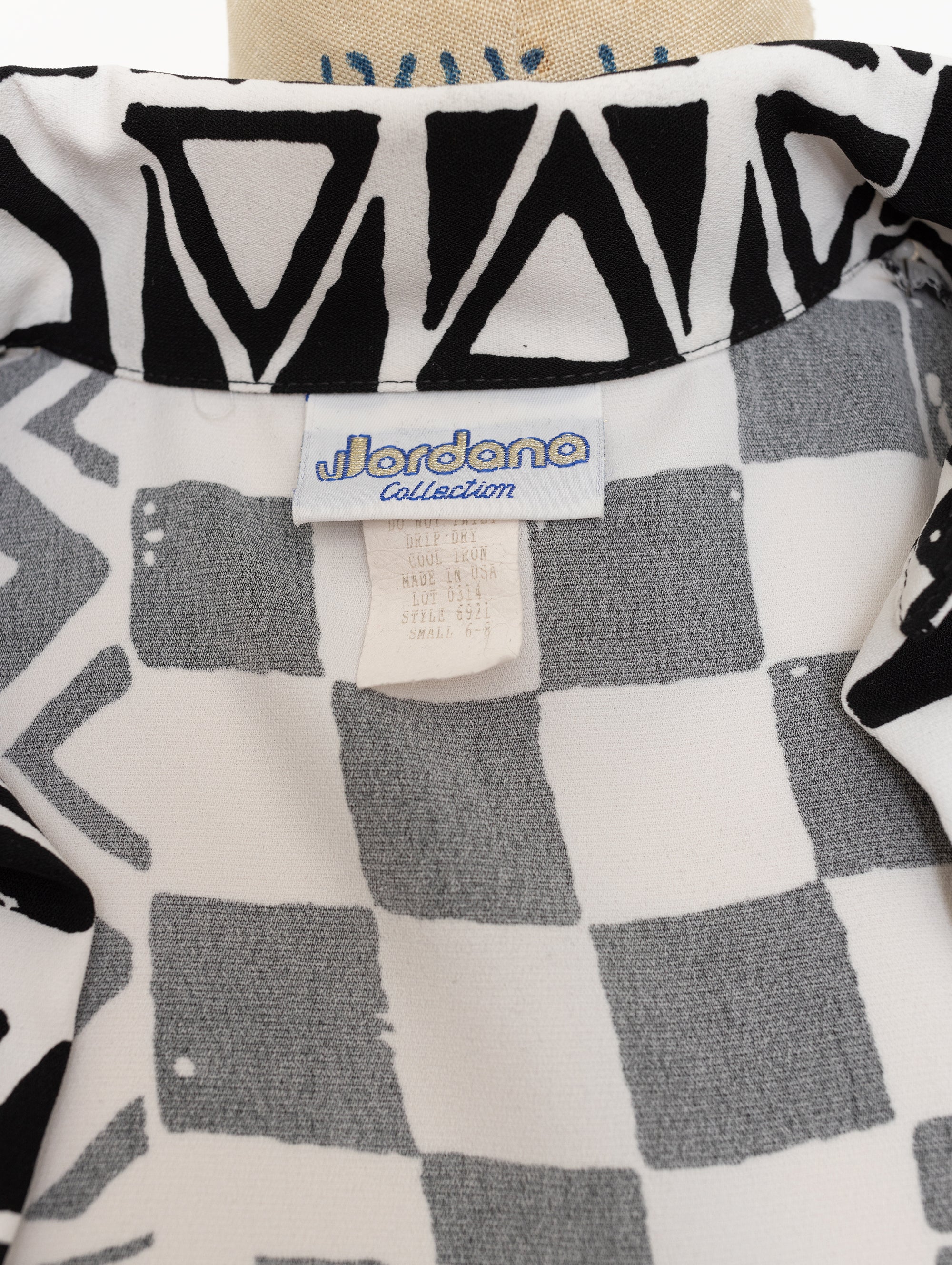 90s jordana black and white graphic blouse