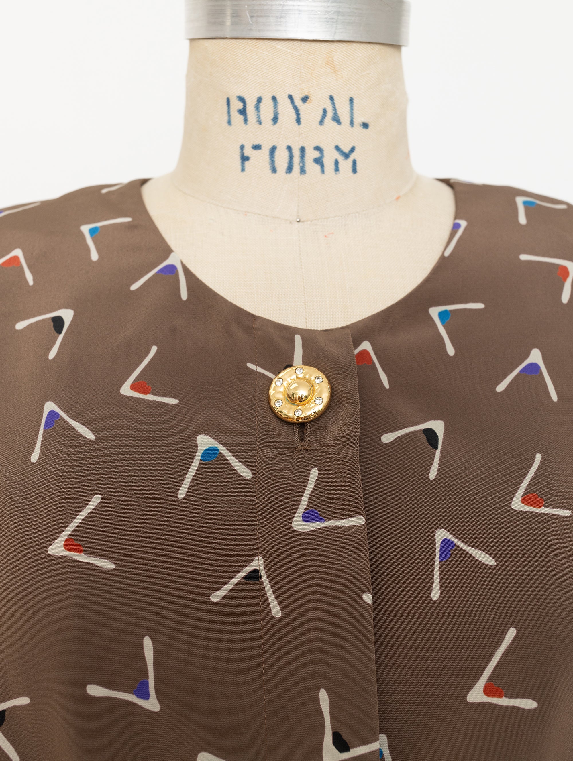 90s light brown geometric pattern skirt set