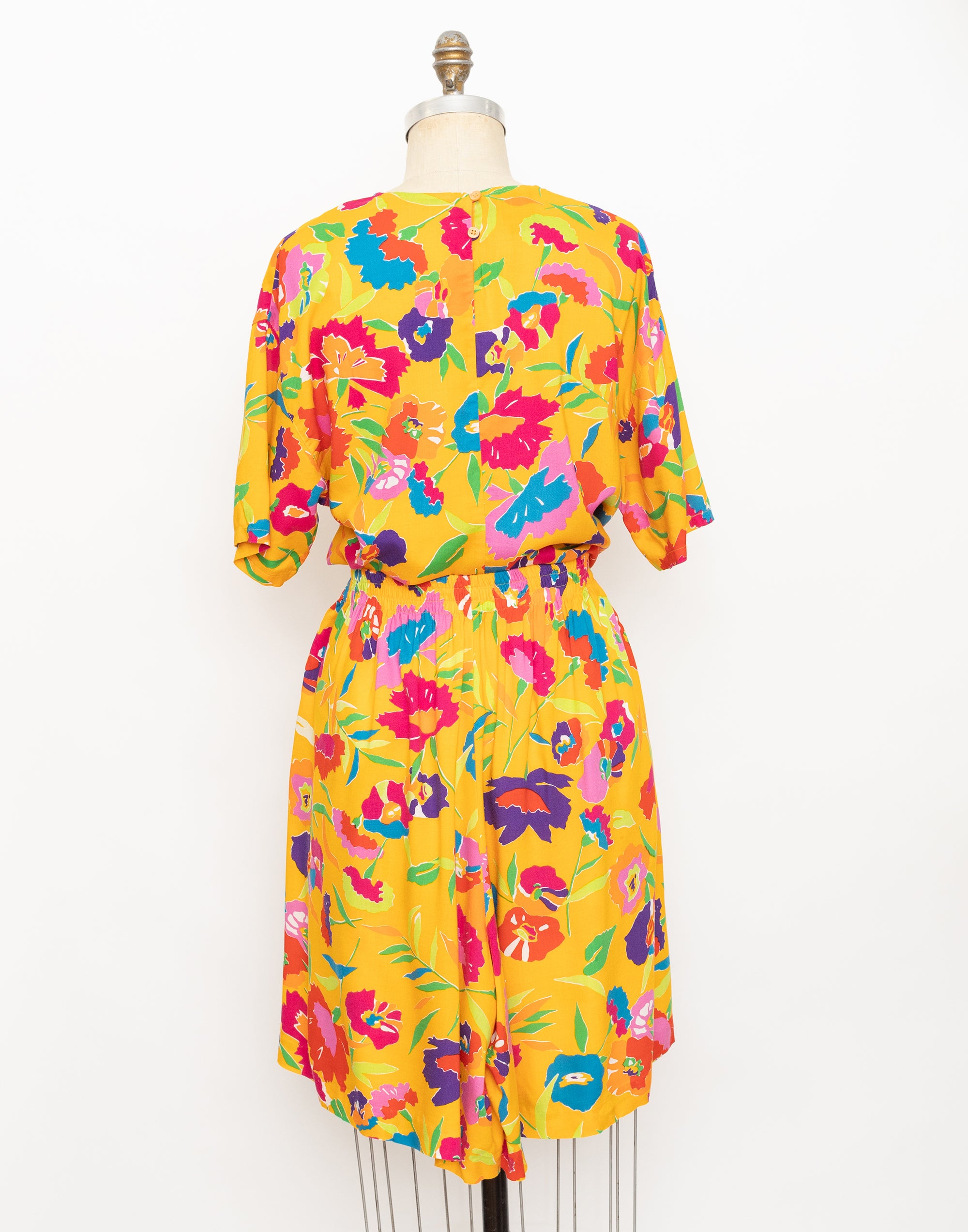 90s ib diffusion mustard multicolored abstract floral casual rayon top + shorts set